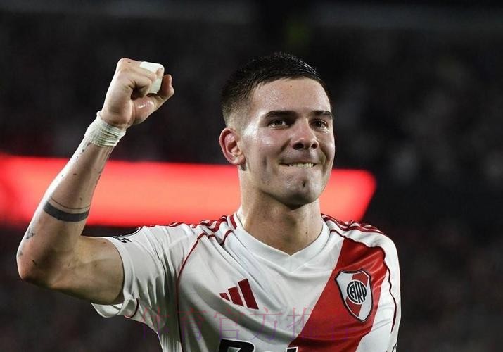 罗马诺:马斯坦托诺成为皇马球员 转会文件已签署 罗马诺:马斯坦托诺成为皇马球员 转会文件已签署